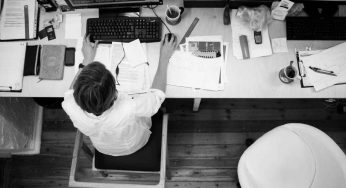 Lose Weight With a Desk Job: Easy to Follow Tips